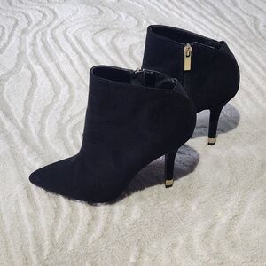 Chic Black Ankle Booties